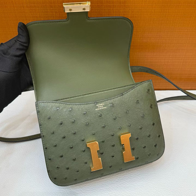 エルメス コンスタンスの通販 HERMES コンスタンス3 ミニ ヴェールオリーブ オーストリッチ ゴールド金具 H056345CC6H エルメス バッグ ショルダー - 画像 (5)