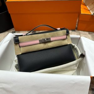 エルメス ポシェットケリー 定価