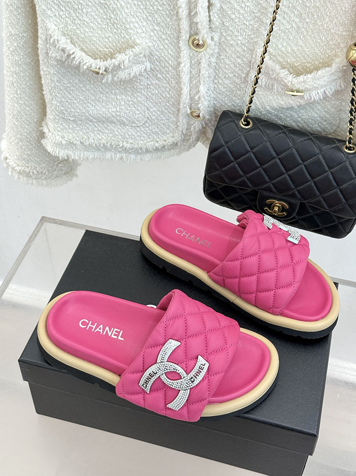 最高級シャネルスーパーコピー CHANEL 2026年春夏 新作 ラムスキン キルトウッド ミュール コーラルピンク 2630822 シャネル サンダル ピンク - 画像 (9)