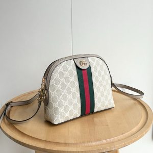 GUCCI バッグ 芸能人