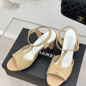 シャネル サンダル 厚底