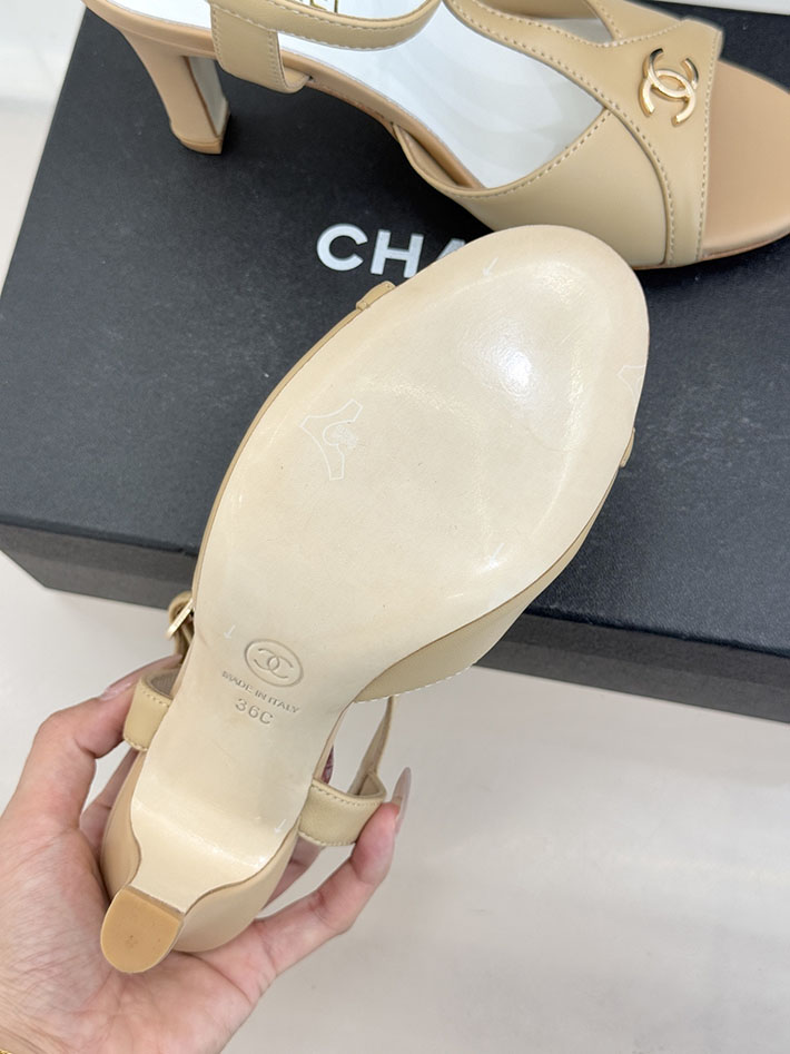 最高級シャネルスーパーコピー CHANEL 2026年 新作 Tストラップサンダル ココマーク ラムスキン ベージュ 2630853 シャネル サンダル 厚底 - 画像 (3)