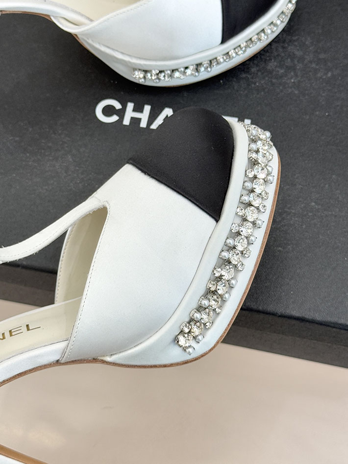 最高級シャネルスーパーコピー CHANEL 2026新作 ココマーク スリングバック シューズ パンプス 靴 ホワイト 2630870 シャネル パンプス 定番 - 画像 (5)