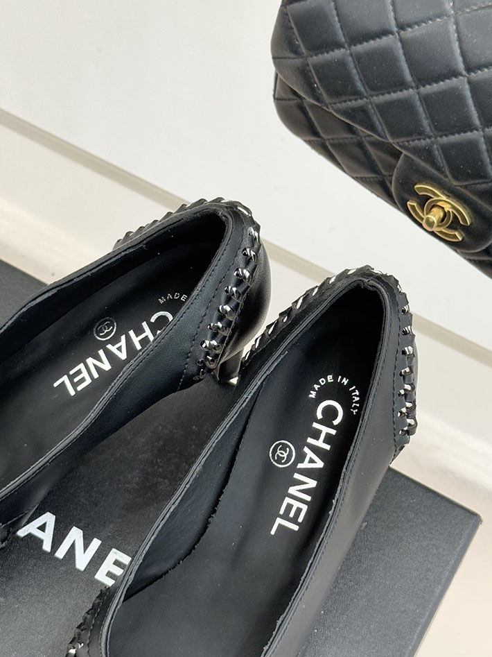 最高級シャネルスーパーコピー CHANEL CC ココマーク チェーン 靴 シューズ ヒール パンプス レザー ブラック 2630876 シャネル パンプス 黒 - 画像 (4)
