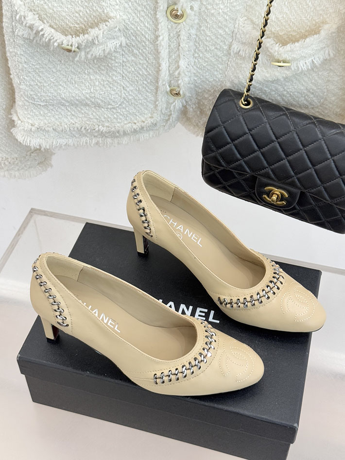 最高級シャネルスーパーコピー CHANEL CC ココマーク チェーン 靴 シューズ ヒール パンプス レザー ベージュ 2630877 シャネル パンプス ベージュ - 画像 (9)