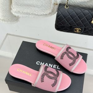シャネル サンダル 定価