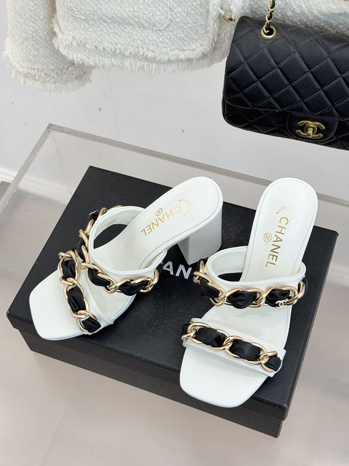最高級シャネルスーパーコピー CHANEL ミュール 大人気 レザー サンダル レザーチェーン 2026新作 ホワイト 2630931 シャネル ミュール サンダル - 画像 (9)