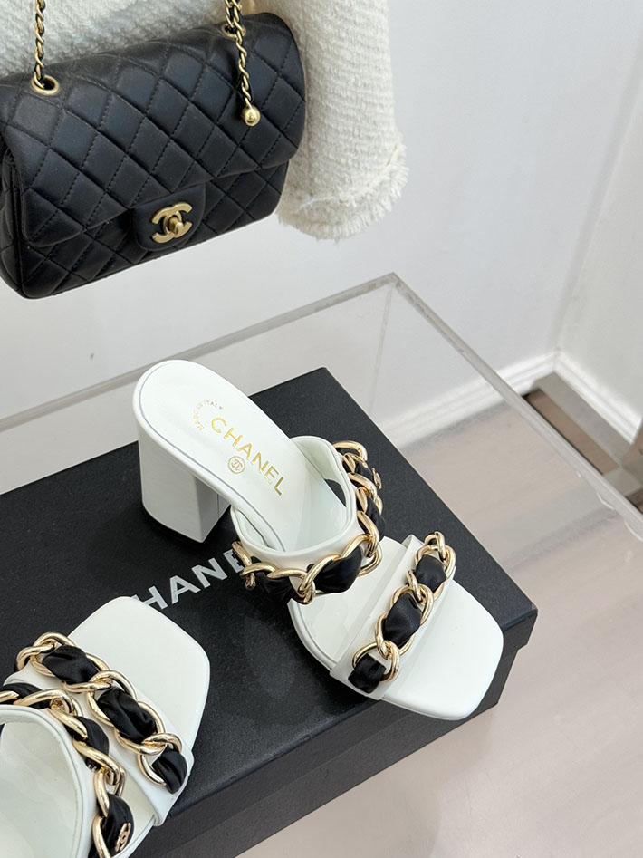 最高級シャネルスーパーコピー CHANEL ミュール 大人気 レザー サンダル レザーチェーン 2026新作 ホワイト 2630931 シャネル ミュール サンダル - 画像 (6)