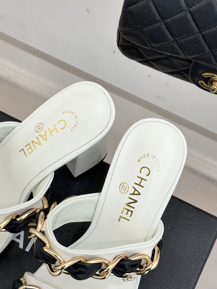 最高級シャネルスーパーコピー CHANEL ミュール 大人気 レザー サンダル レザーチェーン 2026新作 ホワイト 2630931 シャネル ミュール サンダル - 画像 (3)
