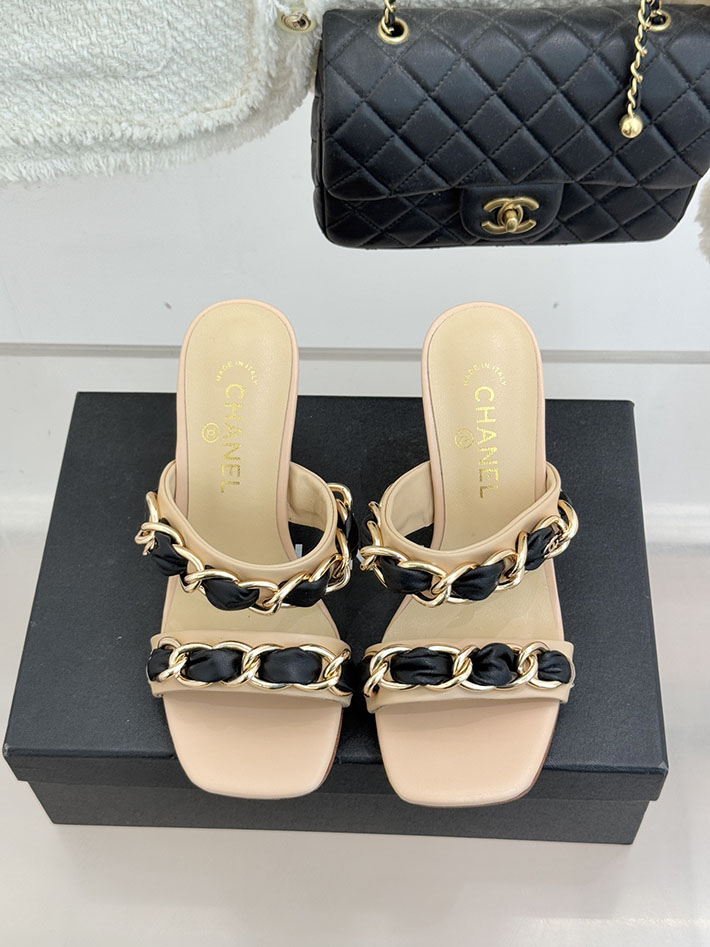 最高級シャネルスーパーコピー CHANEL ミュール 大人気 レザー サンダル レザーチェーン 2026新作 ベージュ 2630932 シャネルビーチサンダル - 画像 (7)