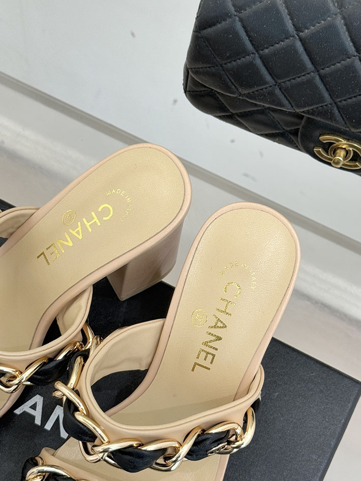 最高級シャネルスーパーコピー CHANEL ミュール 大人気 レザー サンダル レザーチェーン 2026新作 ベージュ 2630932 シャネルビーチサンダル - 画像 (3)