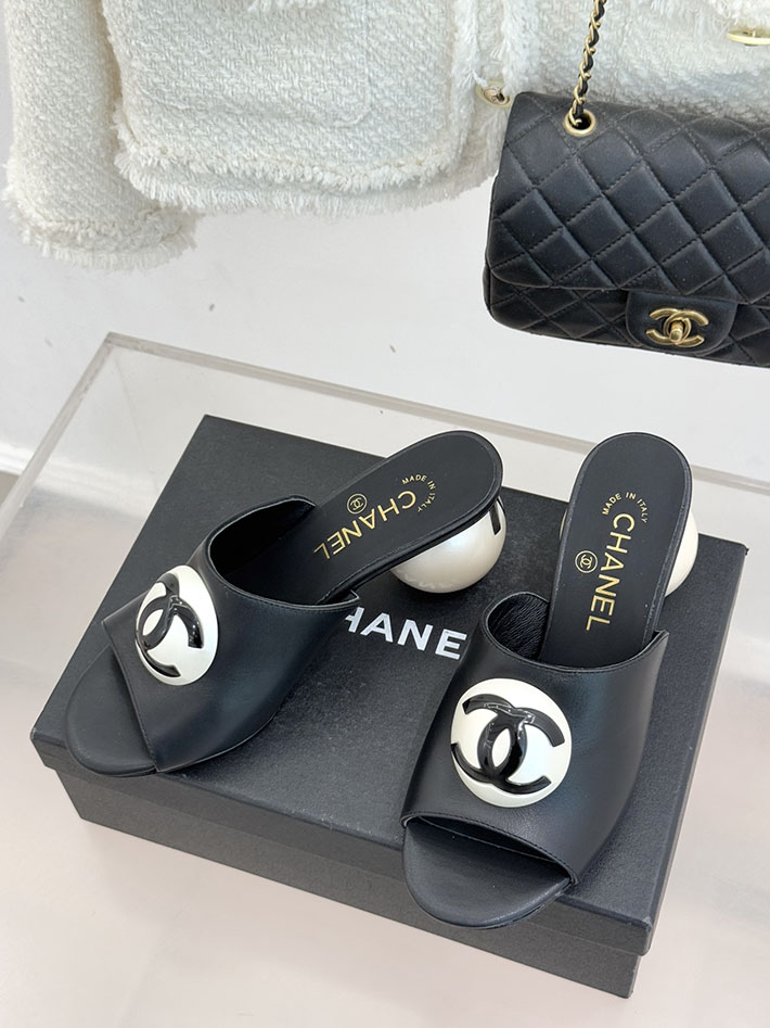 最高級シャネルスーパーコピー CHANEL パールヒールブーツ 2026新作 球体パールヒール パンプス ブラック 2630933 シャネルビーチサンダル - 画像 (9)