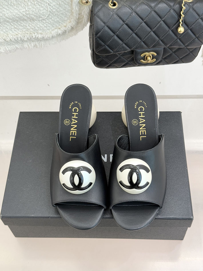 最高級シャネルスーパーコピー CHANEL パールヒールブーツ 2026新作 球体パールヒール パンプス ブラック 2630933 シャネルビーチサンダル - 画像 (7)