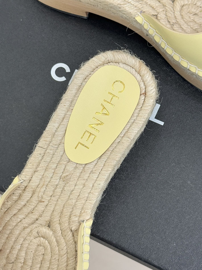最高級シャネルスーパーコピー CHANEL サンダル ココマーク ウッドソール レザー キャンバス イエロー 2630947 シャネル サンダル 新作 - 画像 (3)