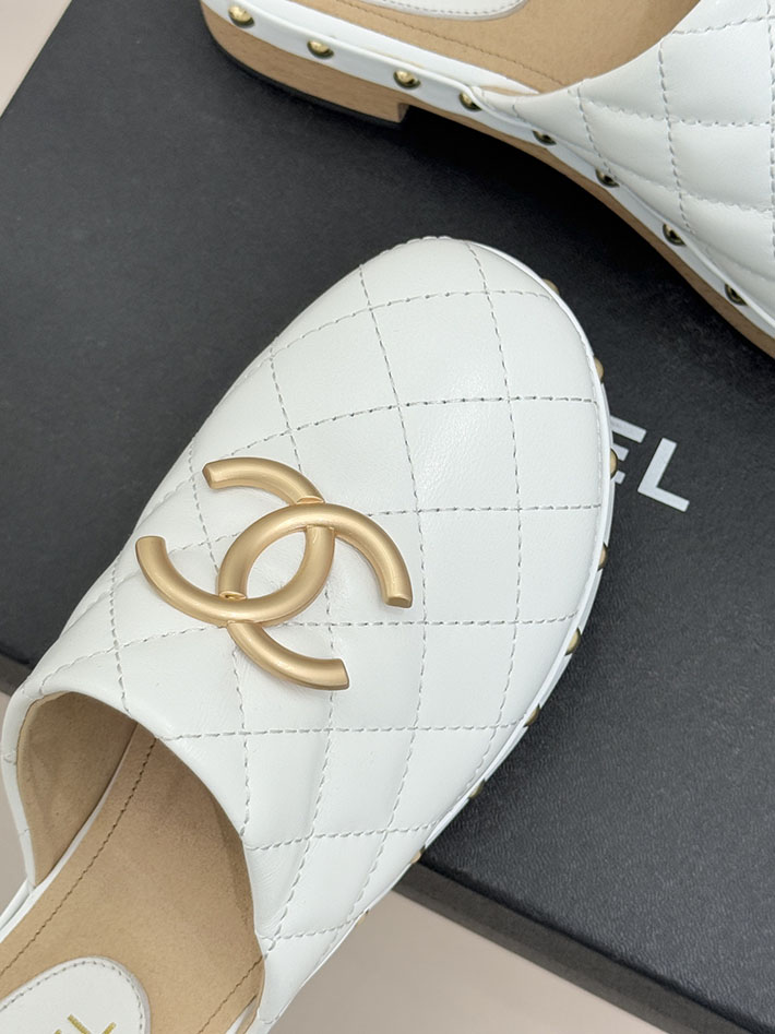 最高級シャネルスーパーコピー CHANEL マトラッセ ジュート サボサンダル レディース ホワイト 2630949 シャネル サンダル 白 - 画像 (4)