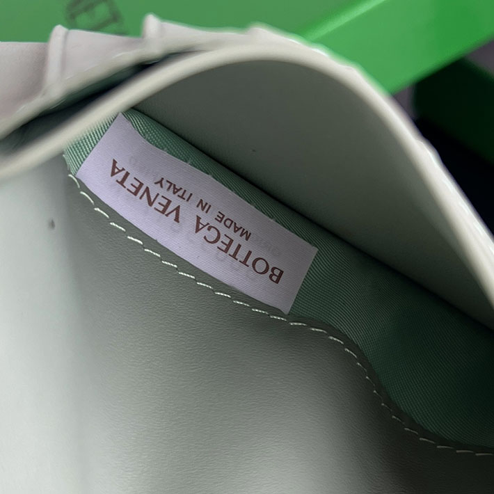 最高級ボッテガコピー Bottega Veneta イントレチャート ミディアム 二つ折りウォレット フェンネル 749940VCPP23581 ボッテガ ヴェネタ 財布 メンズ 人気 - 画像 (2)