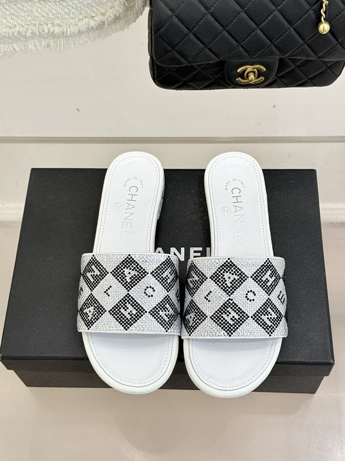 最高級シャネルスーパーコピー CHANEL ココマーク ミュール サンダル ストラス 2026年春夏 新作 ホワイト 2630995 シャネル 靴 コピー - 画像 (7)