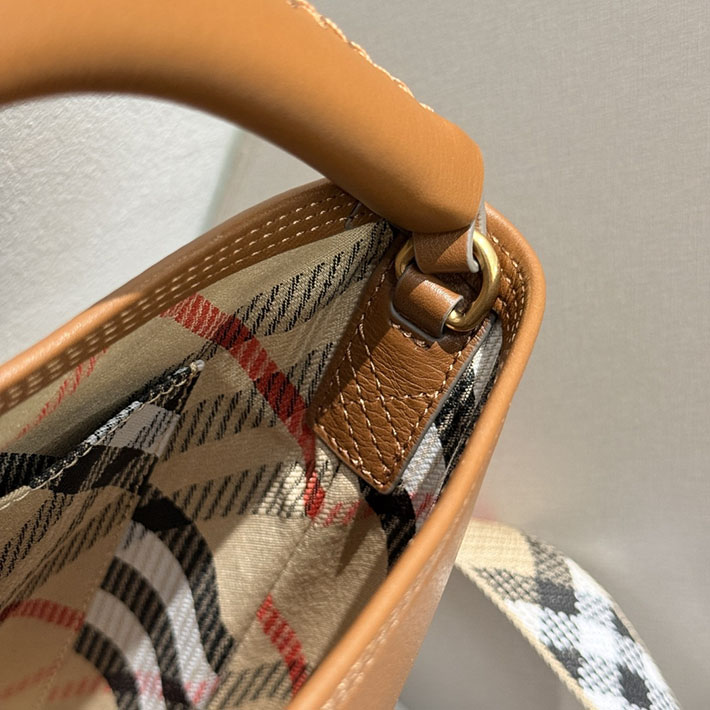 バーバリー バッグ アウトレット Burberry ミニ Bクリップ バケットバッグ ヘーゼルブラウン 81235981 レディース バーバリー バッグ - 画像 (6)