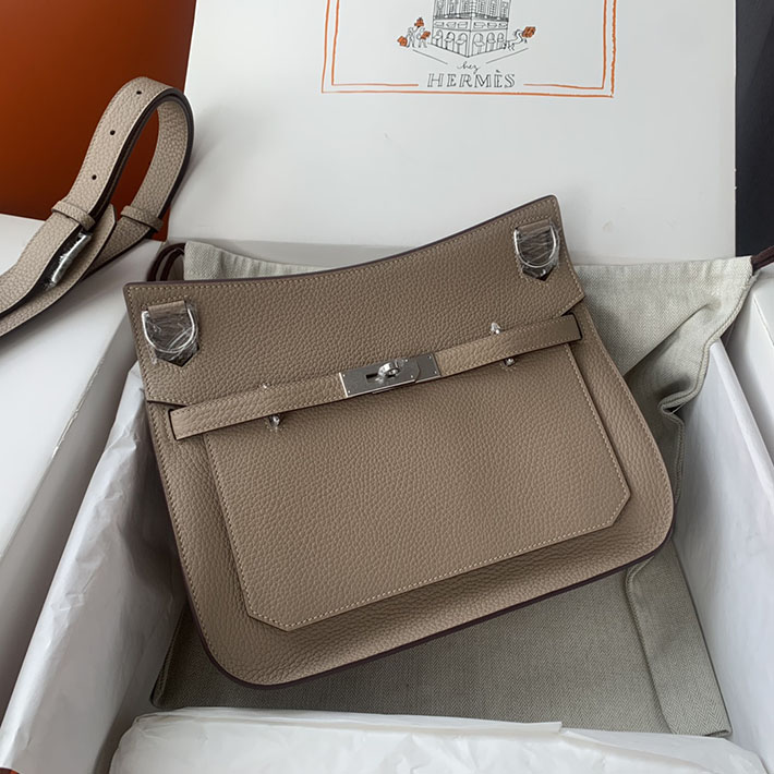 エルメス ジプシエールの通販 HERMES ジプシエール 28cm トゥルティールグレー トリヨンクレマンス シルバー金具 H061784CK81 エルメス ショルダーバッグ メンズ 人気 - 画像 (6)