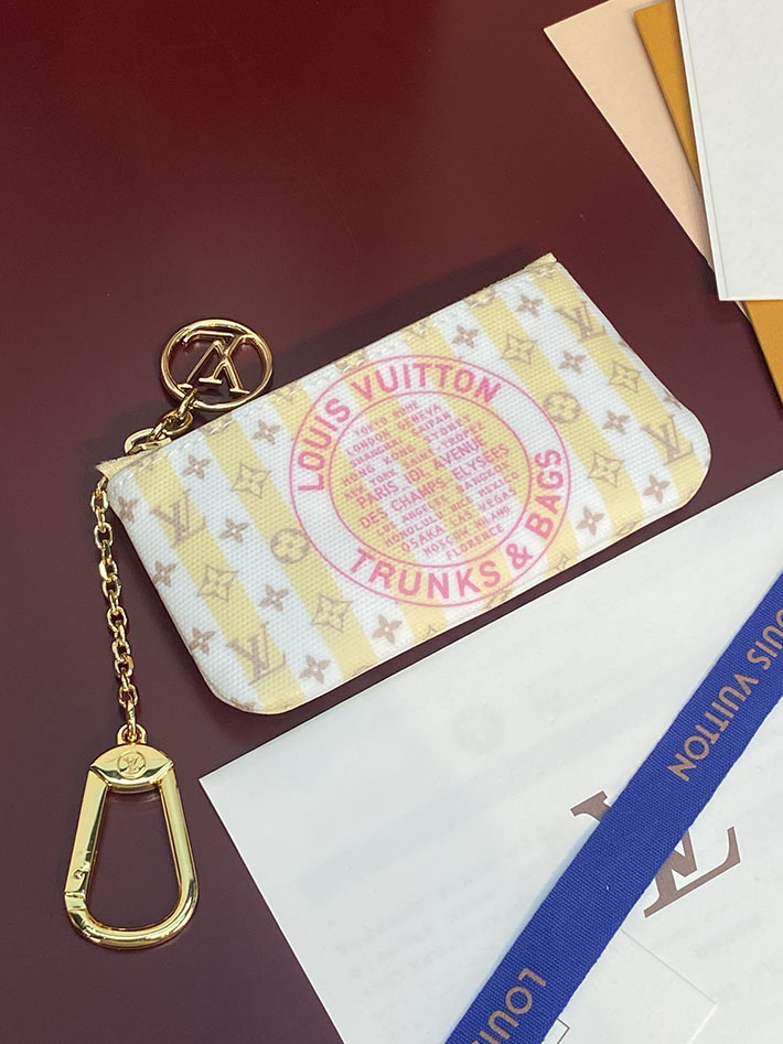 最高級ルイヴィトンスーパーコピー Louis Vuitton カード&キーケース ポシェット・クレ バナナイエロー 2634193 ヴィトン 小銭入れ レディース - 画像 (6)