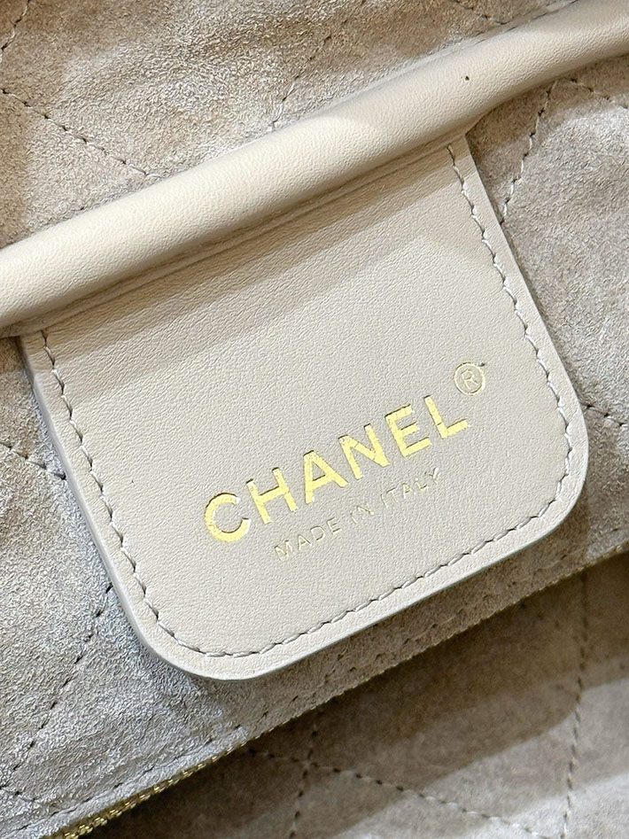 シャネル 新作バッグ 2026 CHANEL 2026年春夏 ラージ ボーリング バッグ ブラック AS6211-B23874-94305 シャネル ボーリング バッグ 新作 - 画像 (4)