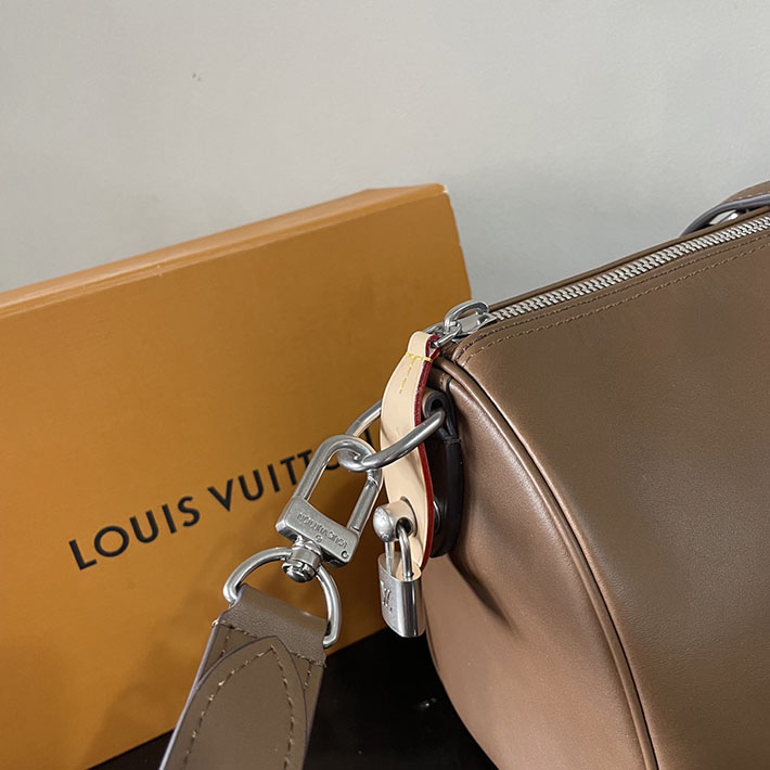 最高級ルイヴィトンバッグコピー Louis Vuitton ニードルバッグ キャラメル M28000 ルイヴィトン メンズバッグ ランキング - 画像 (5)