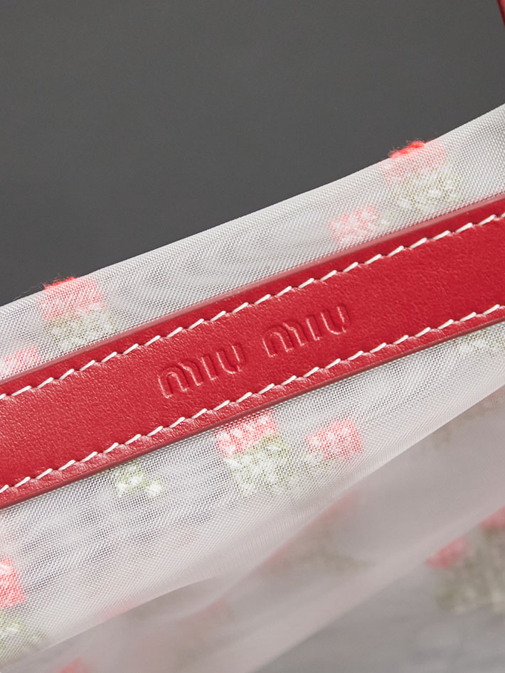 最高級MiuMiuスーパーコピー ミュウミュウ エンブロイダリーメッシュ トップハンドルバッグ レッド 5BA310_2IHV_F0011 ミュウミュウ トートバッグ アウトレット - 画像 (3)
