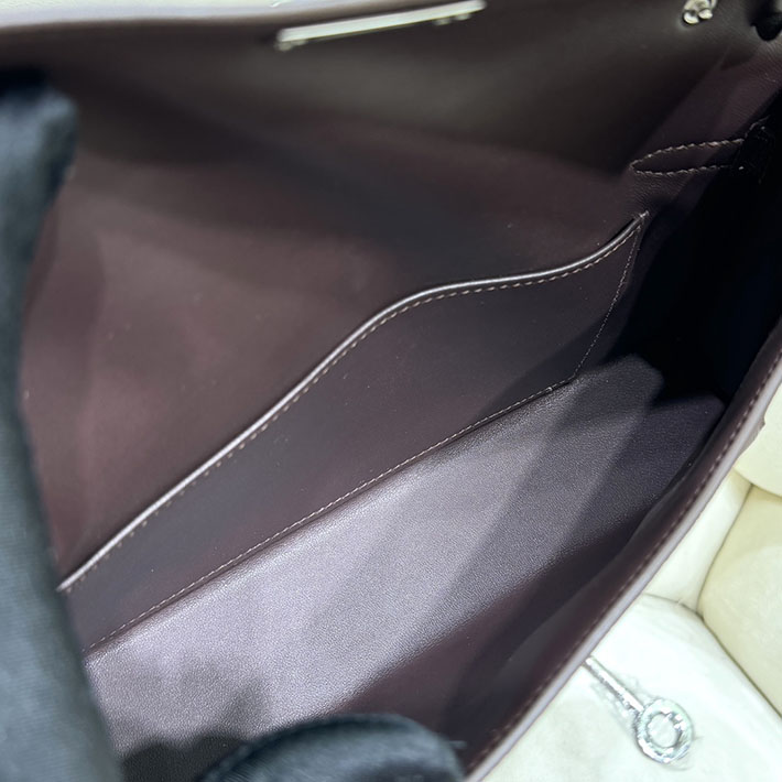 エルメスコピー通販 HERMES ケリーエラン ルージュセリエ シェブルミゾル シルバー金具 ケリーエラン H085885CK0G ケリーエラン 定価 - 画像 (4)