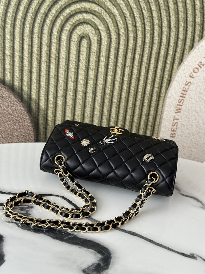 シャネル 新作バッグ 2026 CHANEL 11.12 クラシック ハンドバッグ ブラック A01112-B24048-94305 シャネル バッグ マトラッセ 定価 - 画像 (7)