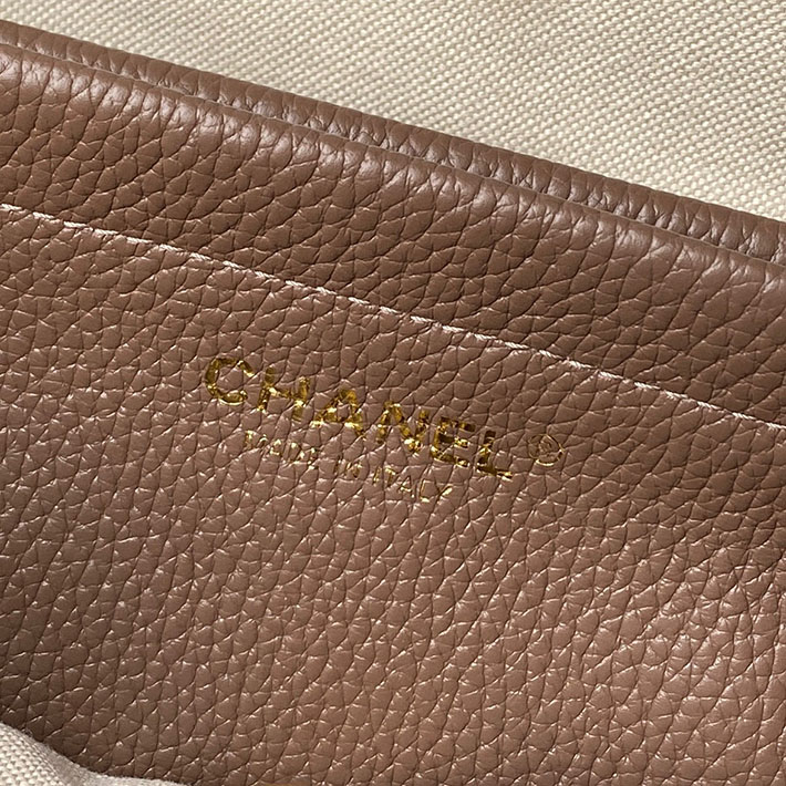 シャネル 新作バッグ 2026 CHANEL スモール ショッピング バッグ モカベージュ AS6288-B24248-NZG77 シャネルバッグ 人気ランキング - 画像 (2)