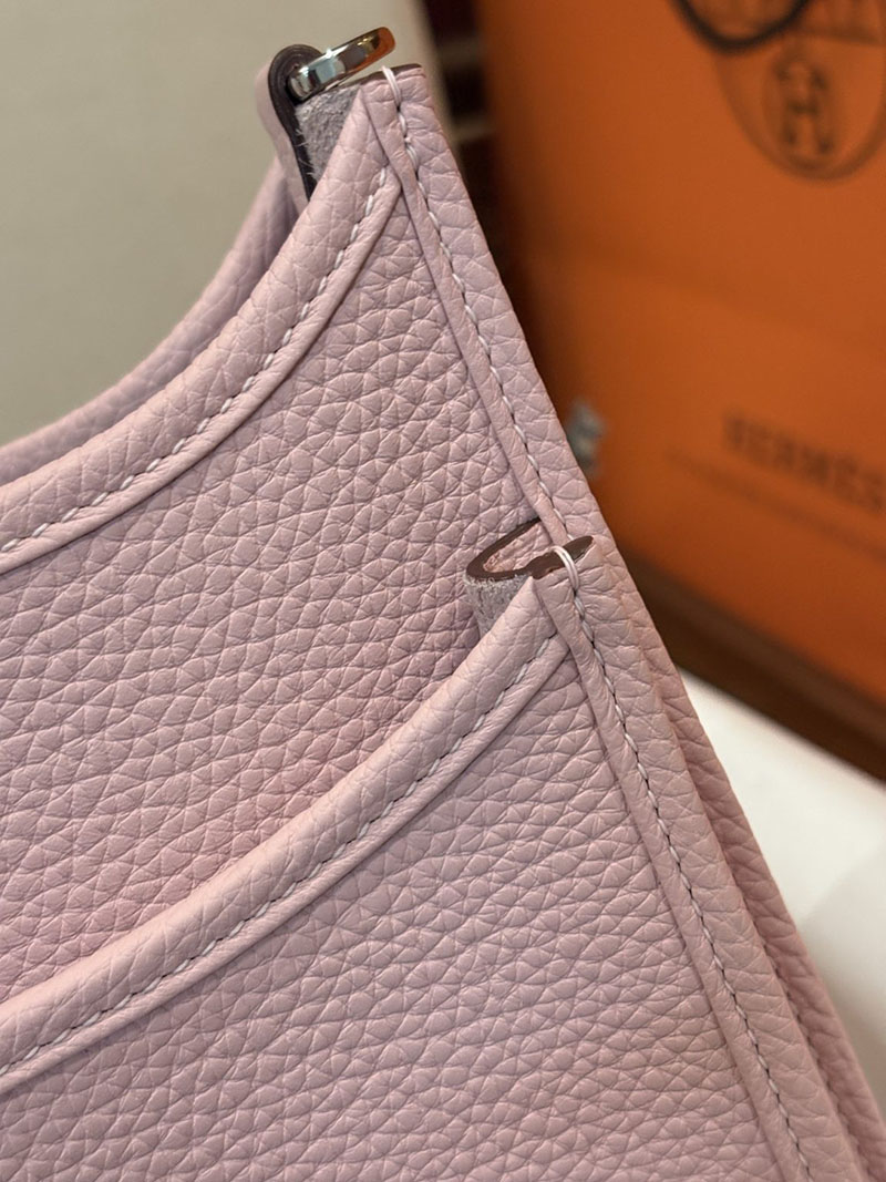 エルメスコピー通販 HERMES エヴリン3 23 ローズサクラ トリヨンクレマンス シルバー金具 H087941CK3Q エルメス エヴリン 定価 - 画像 (2)