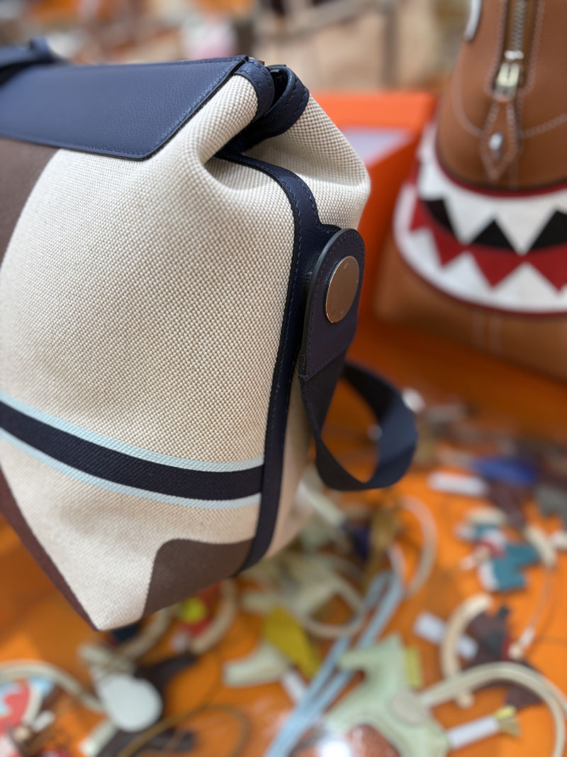 エルメス メンズバッグ HERMES R.M.S 12H bag フール トゥ バッグ ブルーインディゴ トワルアッシュ シルバー金具 H086064CKAC エルメス バッグ 種類 - 画像 (7)