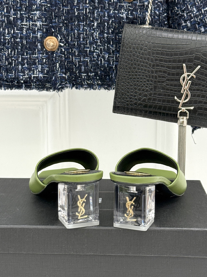 最高級サンローランスーパーコピー レディース クロスストラップ ミュール サンダル グリーン メタルヒール YSL ゴールド プレート イブサンローラン 靴 - 画像 (6)