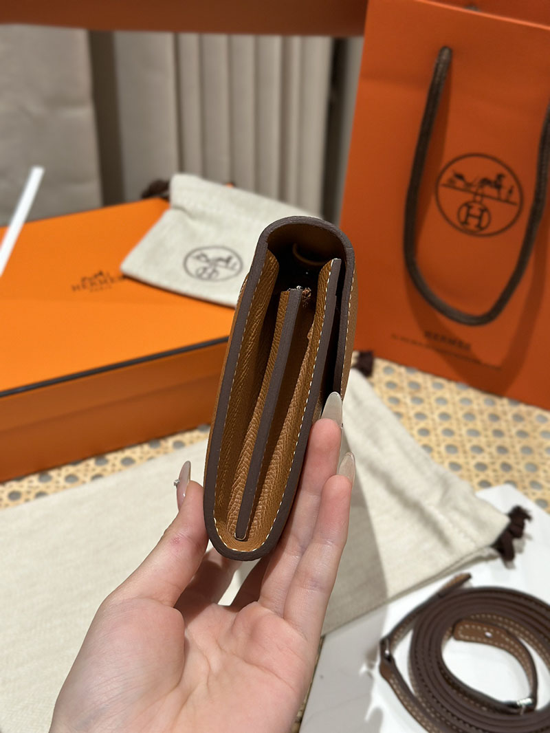 エルメス安い HERMES コンスタンスロング トゥーゴー ゴールド ヴォーエプソン シルバー金具 H080201CK37 コンスタンス トゥーゴー 値段 - 画像 (8)