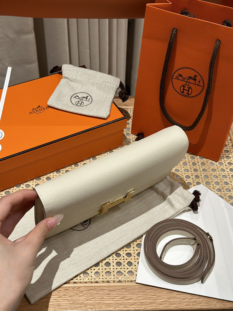 エルメス安い HERMES コンスタンスロング トゥーゴー クレ ヴォーエプソン ゴールド金具 H080201CC10 コンスタンス トゥーゴー 使い勝手 - 画像 (5)