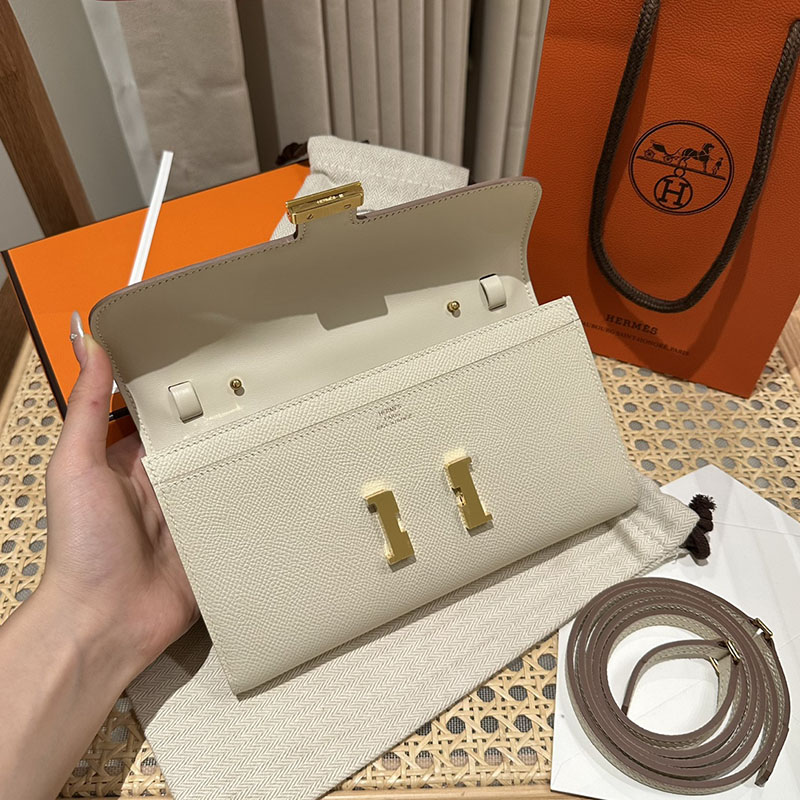 エルメス安い HERMES コンスタンスロング トゥーゴー クレ ヴォーエプソン ゴールド金具 H080201CC10 コンスタンス トゥーゴー 使い勝手 - 画像 (4)