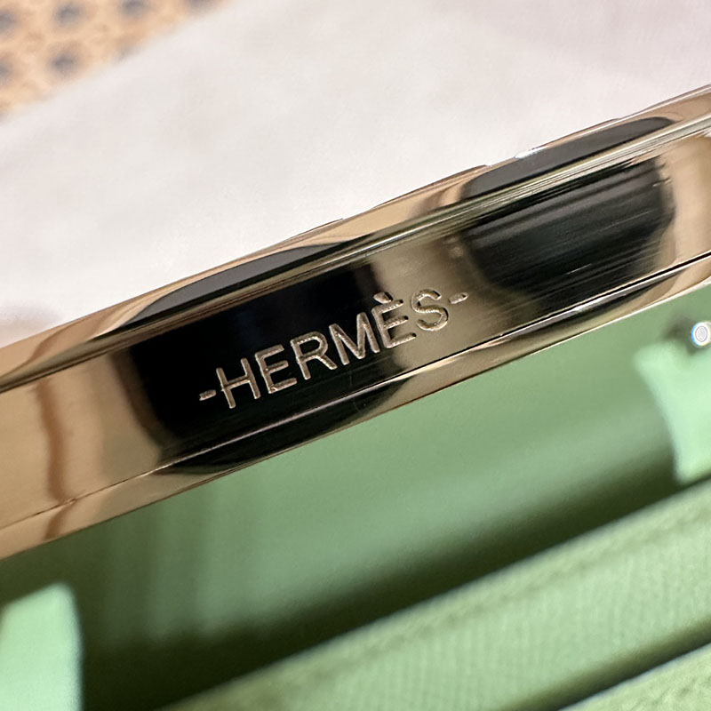 エルメス安い HERMES コンスタンスロング トゥーゴー ヴェールクリケット ヴォーエプソン シルバー金具 H080201CP3I コンスタンス ロング 財布 - 画像 (2)