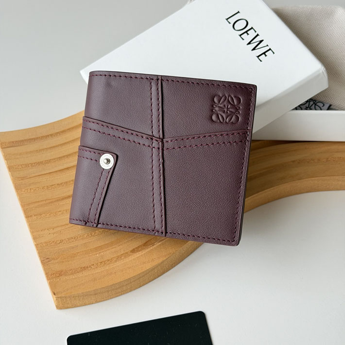 最高級ロエベスーパーコピー LOEWE パンタ バイフォールド ウォレット(シャイニーカーフ)ダークバーガンディ C643302X32-7240 ロエベ 財布 二つ折り メンズ - 画像 (9)