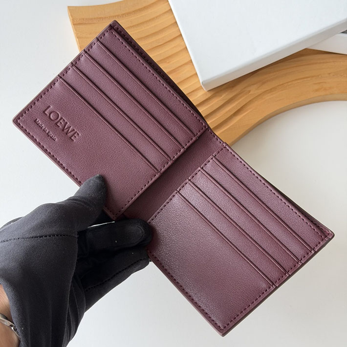 最高級ロエベスーパーコピー LOEWE パンタ バイフォールド ウォレット(シャイニーカーフ)ダークバーガンディ C643302X32-7240 ロエベ 財布 二つ折り メンズ - 画像 (4)