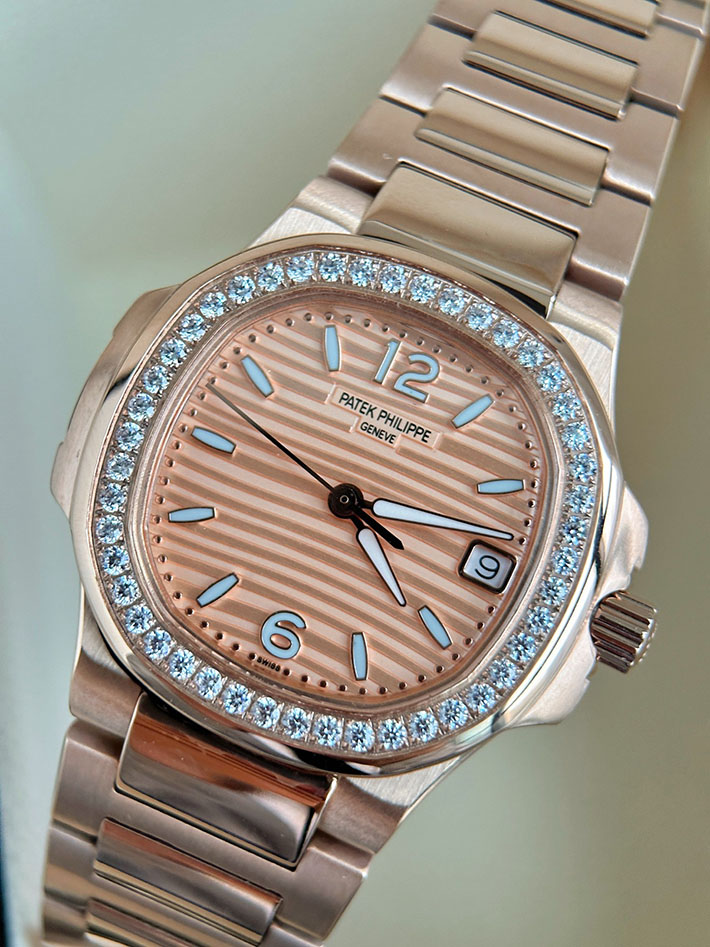 最高級パテックフィリップスーパーコピー ノーチラス 7010/1R-012 ゴールデン・ブラウン レディース 腕時計 2635304 パテック フィリップ レディース 人気 - 画像 (9)