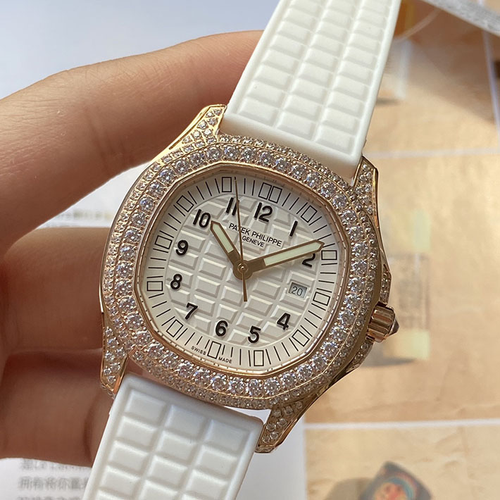 最高級パテックフィリップスーパーコピー PATEK PHILIPPE アクアノート ルーチェ ピュア・ホワイト 2635335 パテックフィリップ レディース 人気 - 画像 (7)