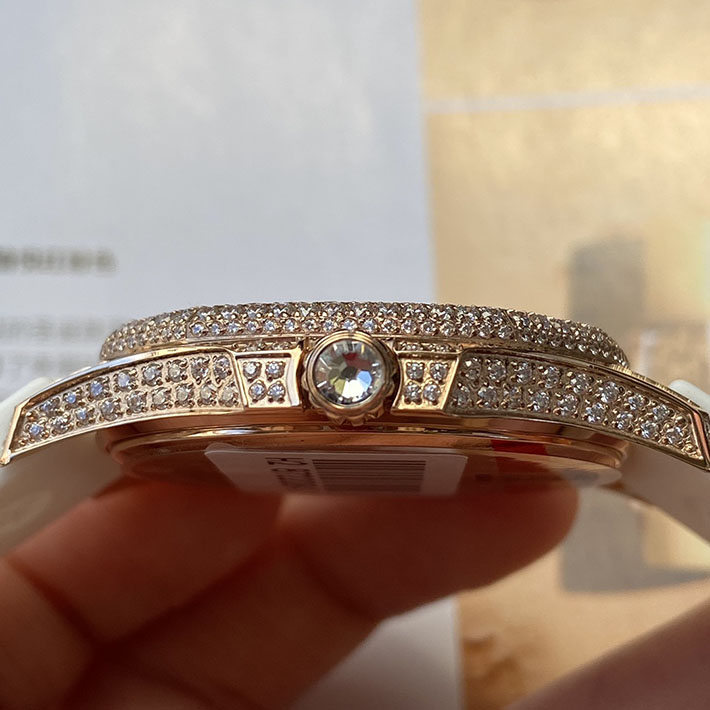 最高級パテックフィリップスーパーコピー PATEK PHILIPPE アクアノート ルーチェ ピュア・ホワイト 2635335 パテックフィリップ レディース 人気 - 画像 (5)