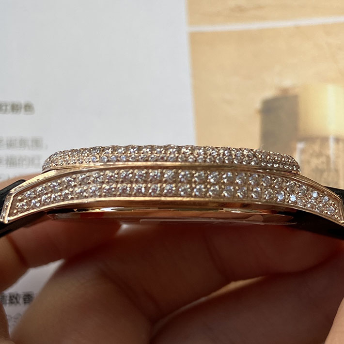 最高級パテックフィリップスーパーコピー PATEK PHILIPPE アクアノート ルーチェ ピュア・ブラウン 2635336 パテックフィリップ レディース 定価 - 画像 (4)