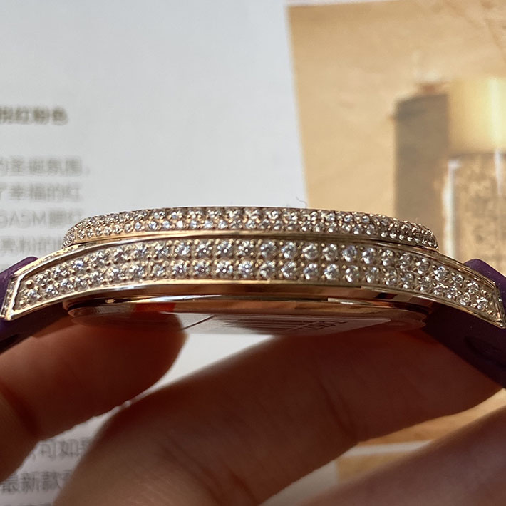 最高級パテックフィリップスーパーコピー PATEK PHILIPPE アクアノート ルーチェ ピュア・パープル 2635338 パテックフィリップ レディース 価格 - 画像 (4)