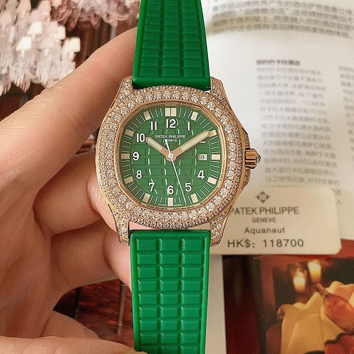 最高級パテックフィリップスーパーコピー PATEK PHILIPPE アクアノート ルーチェ ピュア・グリーン 2635342 パテックフィリップ レディース コピー - 画像 (9)
