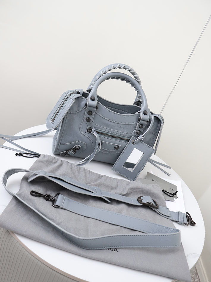 最高級 バレンシアガバッグコピー BALENCIAGA Le City バッグ ミニ 2026新作 ブルー グレー 8657632ACFH4751 バレンシアガ バッグ アウトレット - 画像 (8)