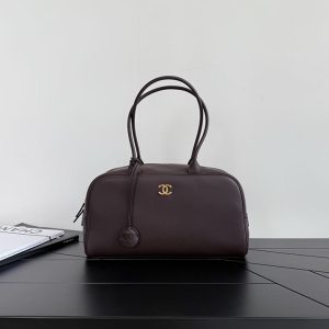 シャネル ラージ ボーリングバッグ
