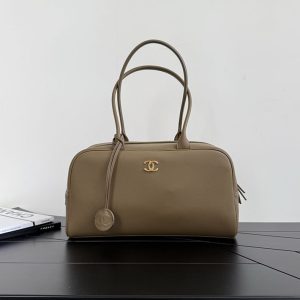 シャネル トートバッグ 人気