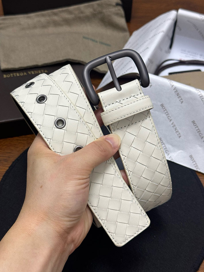 最高級ボッテガヴェネタコピー Bottega Veneta ベルト イントレチャートレザーベルト ホワイト ブラック 2635403 ボッテガ ベルト アウトレット - 画像 (6)