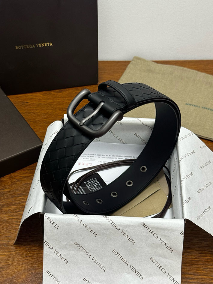 最高級ボッテガヴェネタコピー Bottega Veneta ベルト イントレチャートレザーベルト ブラック 2635407 ボッテガ ベルト リバーシブル - 画像 (4)